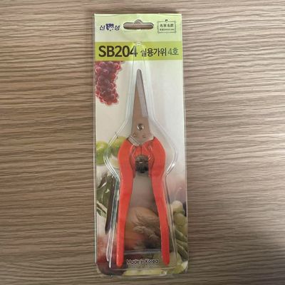 Cisaille polyvalente professionnelle à manche rouge, légère