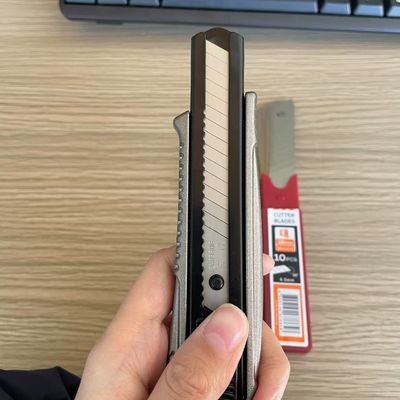 L'acier à haute teneur en carbone SK2 polyvalent de 18 mm pour différents besoins de coupe