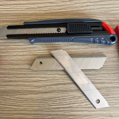 8 segments Lames de coupe de 18 mm pour une coupe précise et une durabilité durable