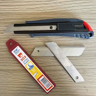 Couteaux à lame d'argent de 18 mm pour applications industrielles