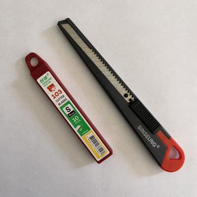 0.38mm épaisseur 9mm coupeur rétractable lame de sécurité acier à haute teneur en carbone lames de remplissage pour l'emballage